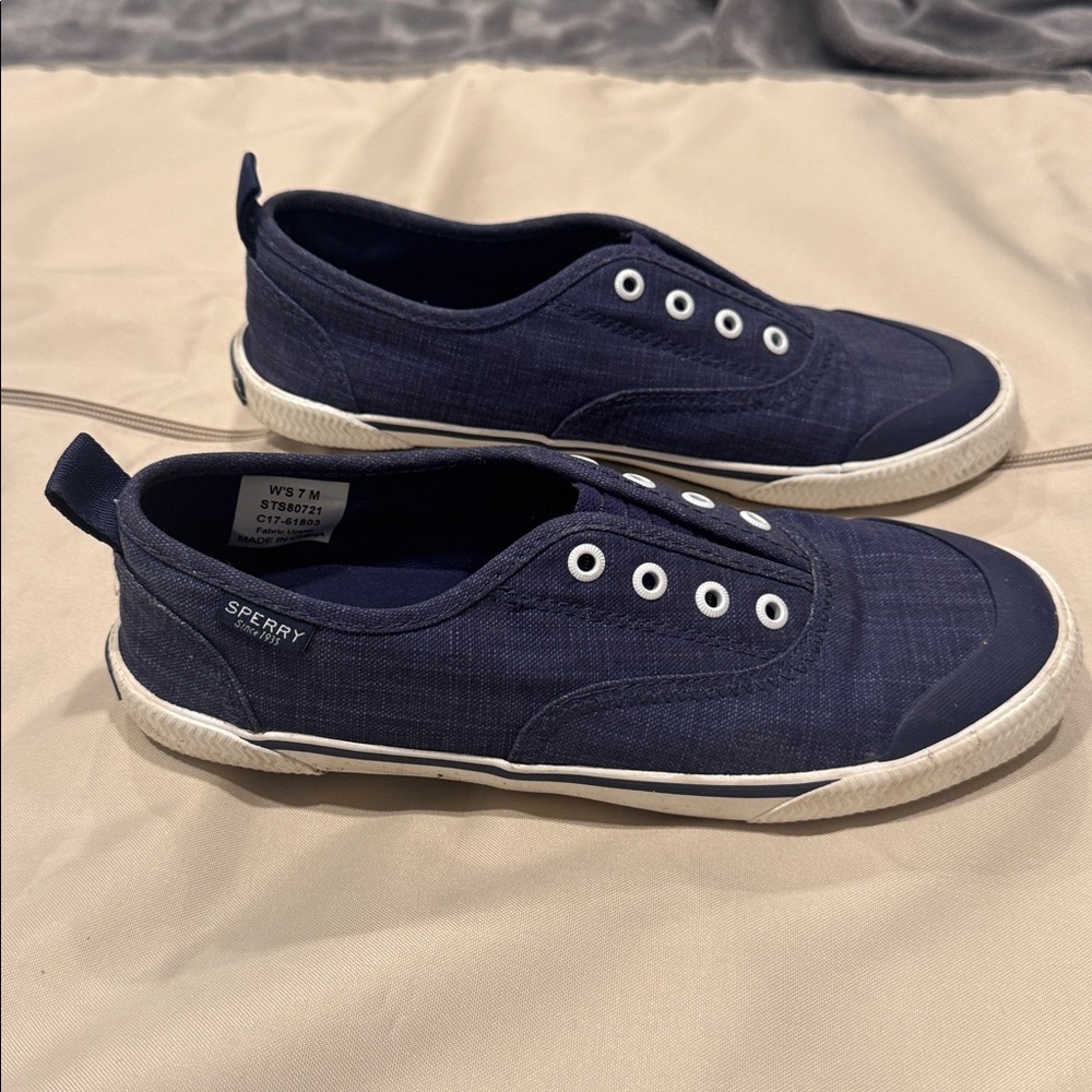 Sperry top-sider slide on sneakers in great condition - Picture 2 of 5